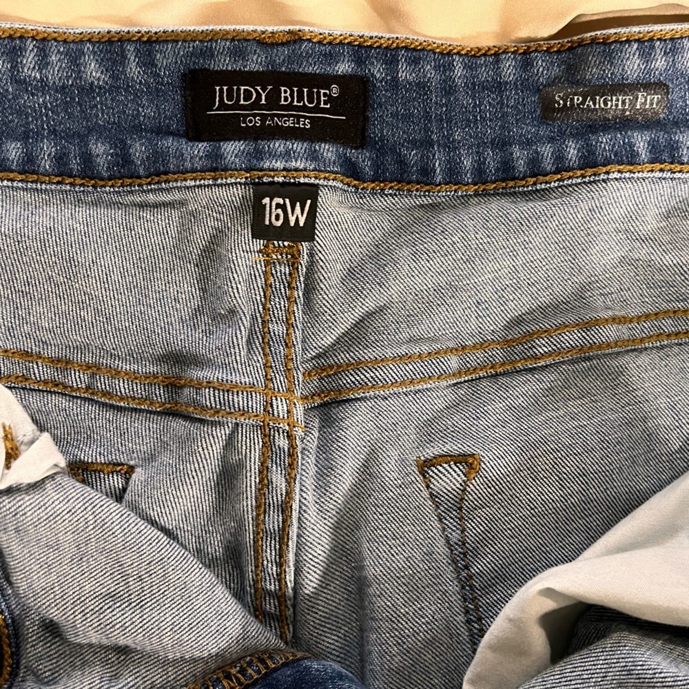 Judy Blue distressed capris!  Size 16W straight fit